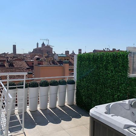 L'Attico Dell'Edera Apartment Bologna Bagian luar foto