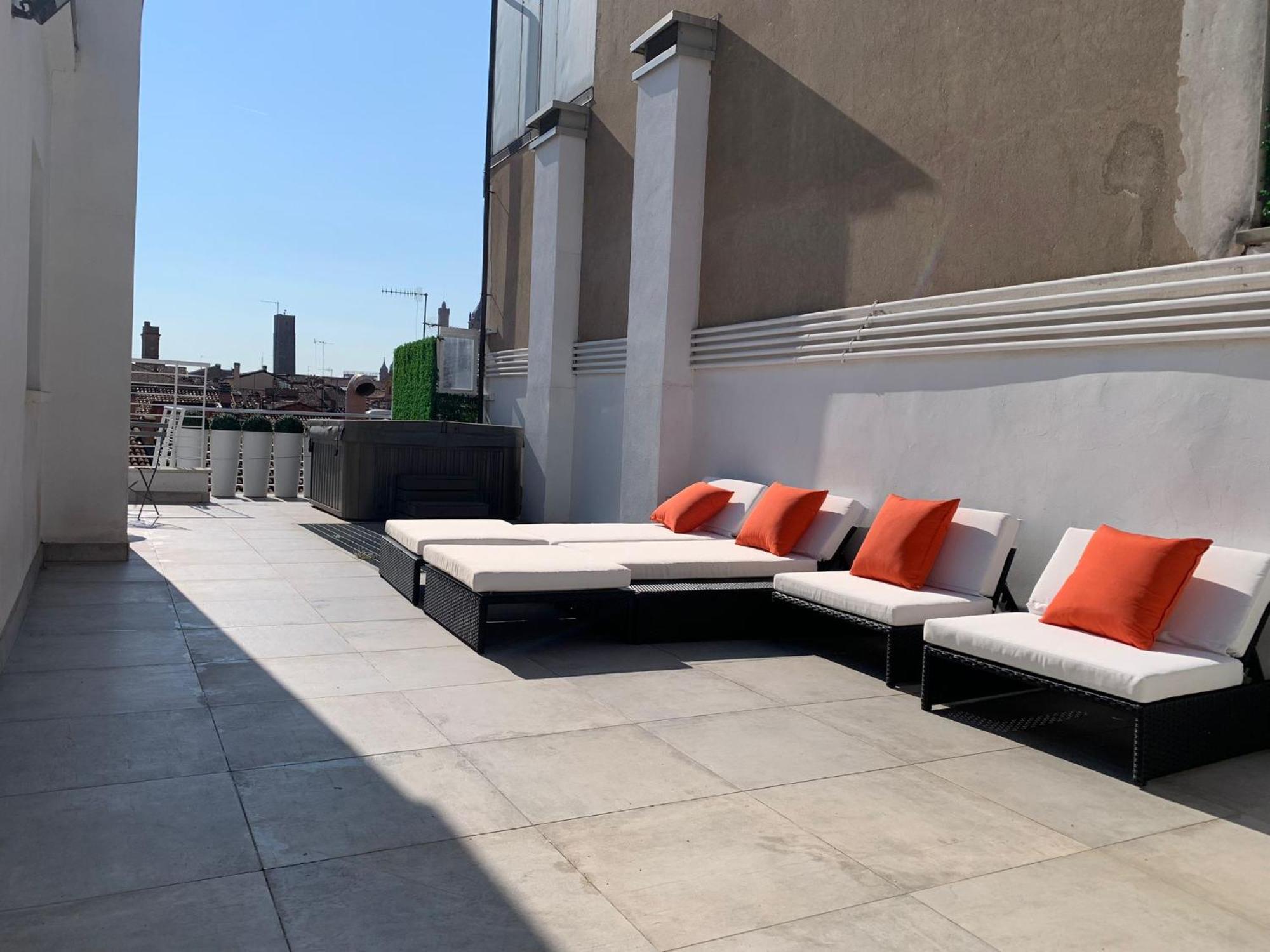 L'Attico Dell'Edera Apartment Bologna Bagian luar foto